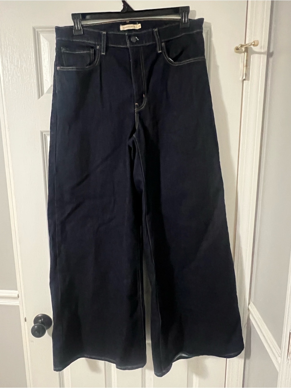 Levi's 728 High Rise Wide-Leg dark Wash Jeans